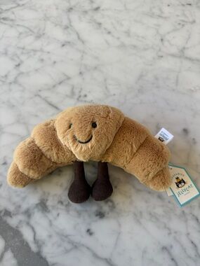 Jellycat “I am small amuseable croissant” NWT